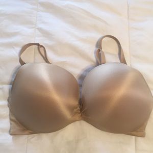 Cacique Plunge nude tan bra 38 DDD